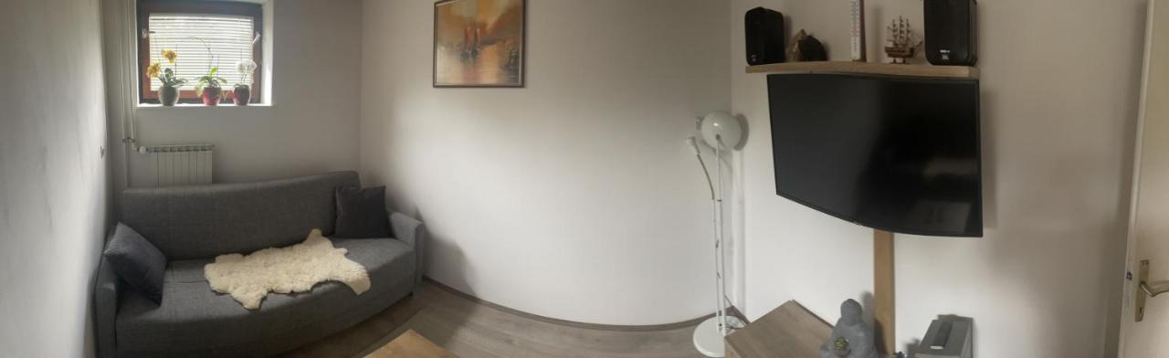 Apartma Sohen Apartment Kocevje Bagian luar foto